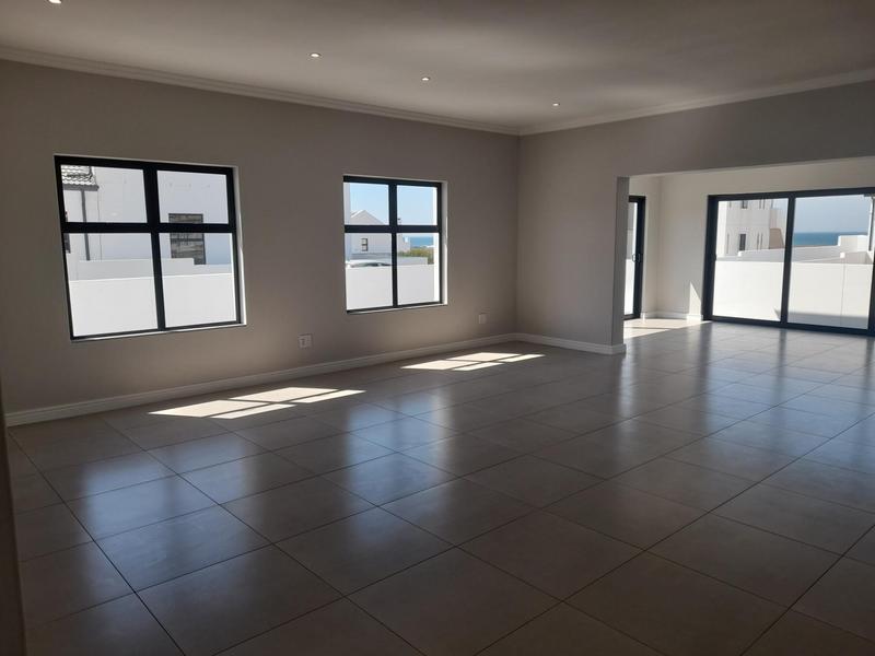 3 Bedroom Property for Sale in Sandy Point Western Cape